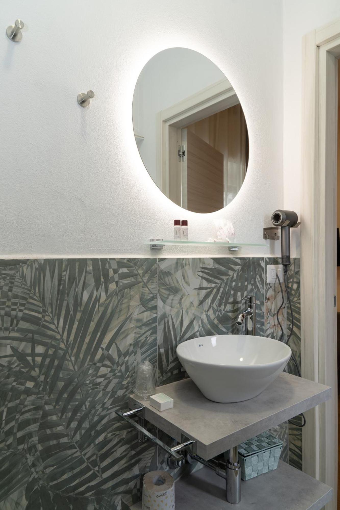 The Sun Hotel Boutique Napoli Экстерьер фото